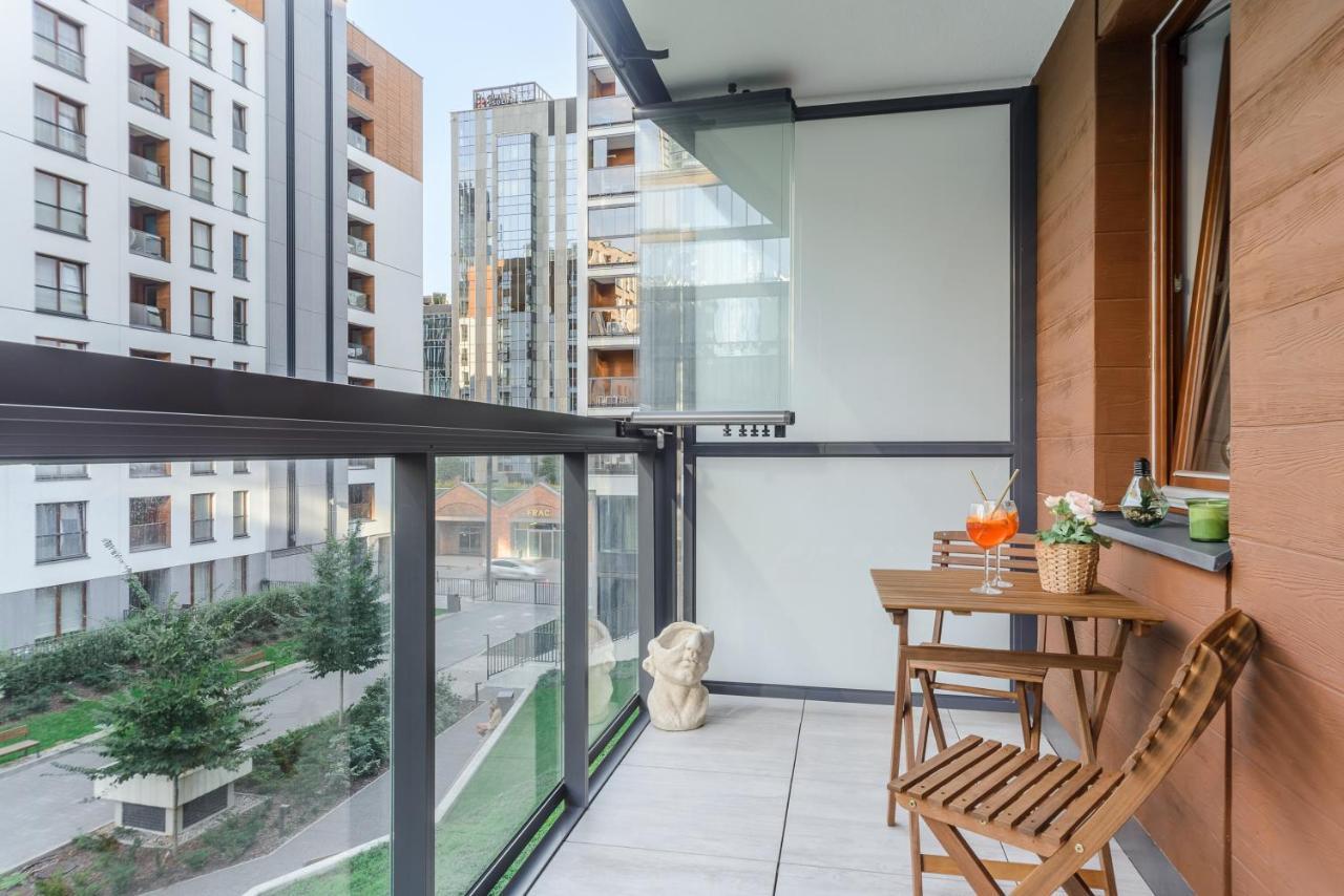 Modern Apartments With Access To The Pool Near Rondo Daszynskiego Station Warszawa Eksteriør bilde